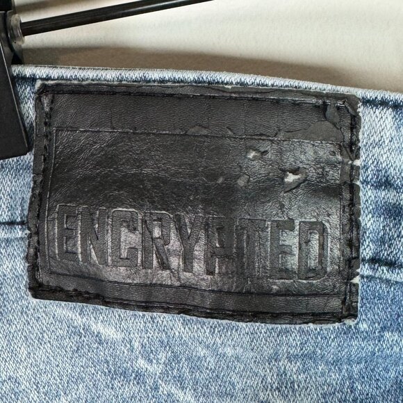 π 2/$30 Encrypted Acid Wash Stretch Moto Jeans - Picture 4 of 6